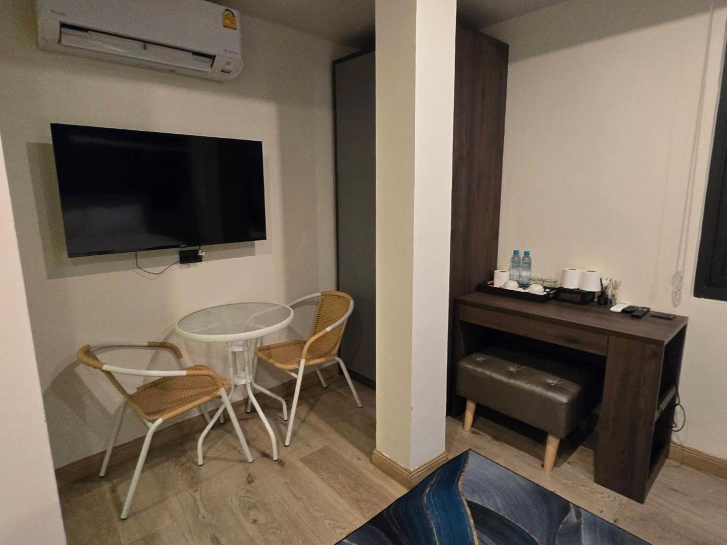 Pumpui Place Pattaya Exterior photo